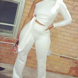 One Shoulder Knot Design